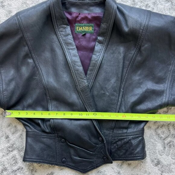Vintage 1980s Padded Shoulder Black Leather Jacket, Danier - Picture 5 of 15
